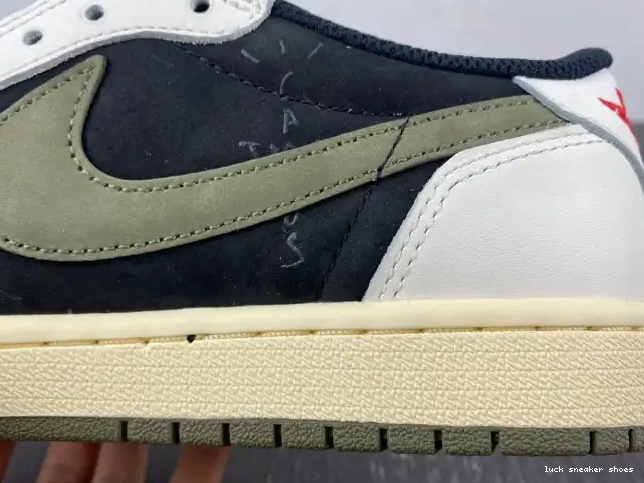 Rep LUCY 1 Air x Low DZ4137-106 Olive OG Travis Scott Jordan WMNS 0601